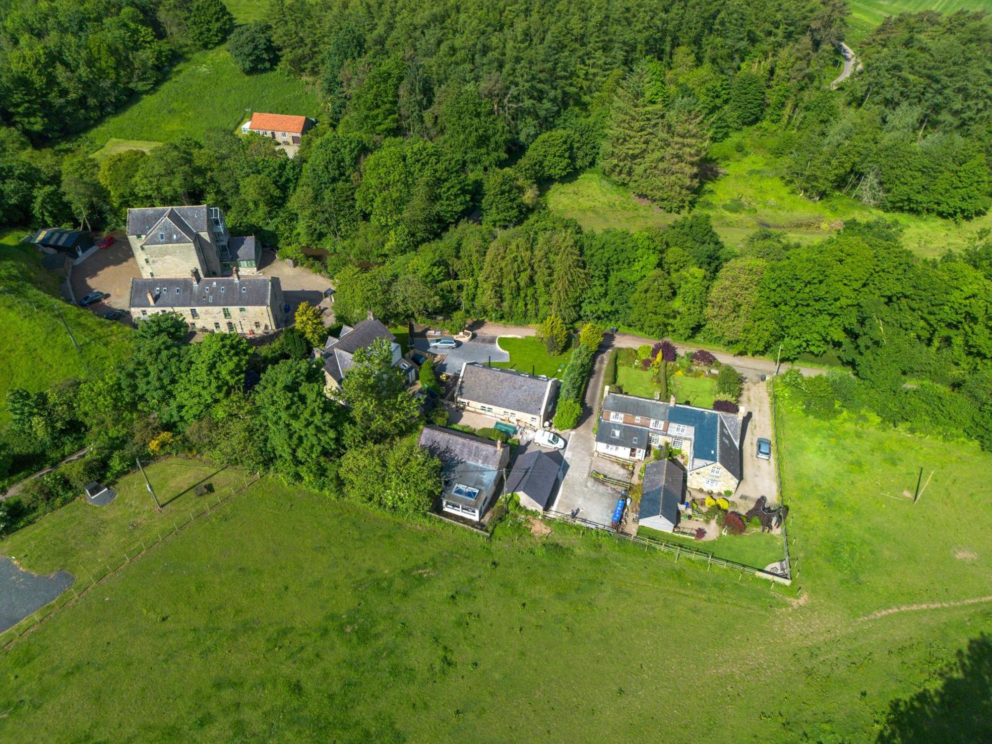 Babbling Burn Cottage - North East Escapes Bamburgh Exterior foto